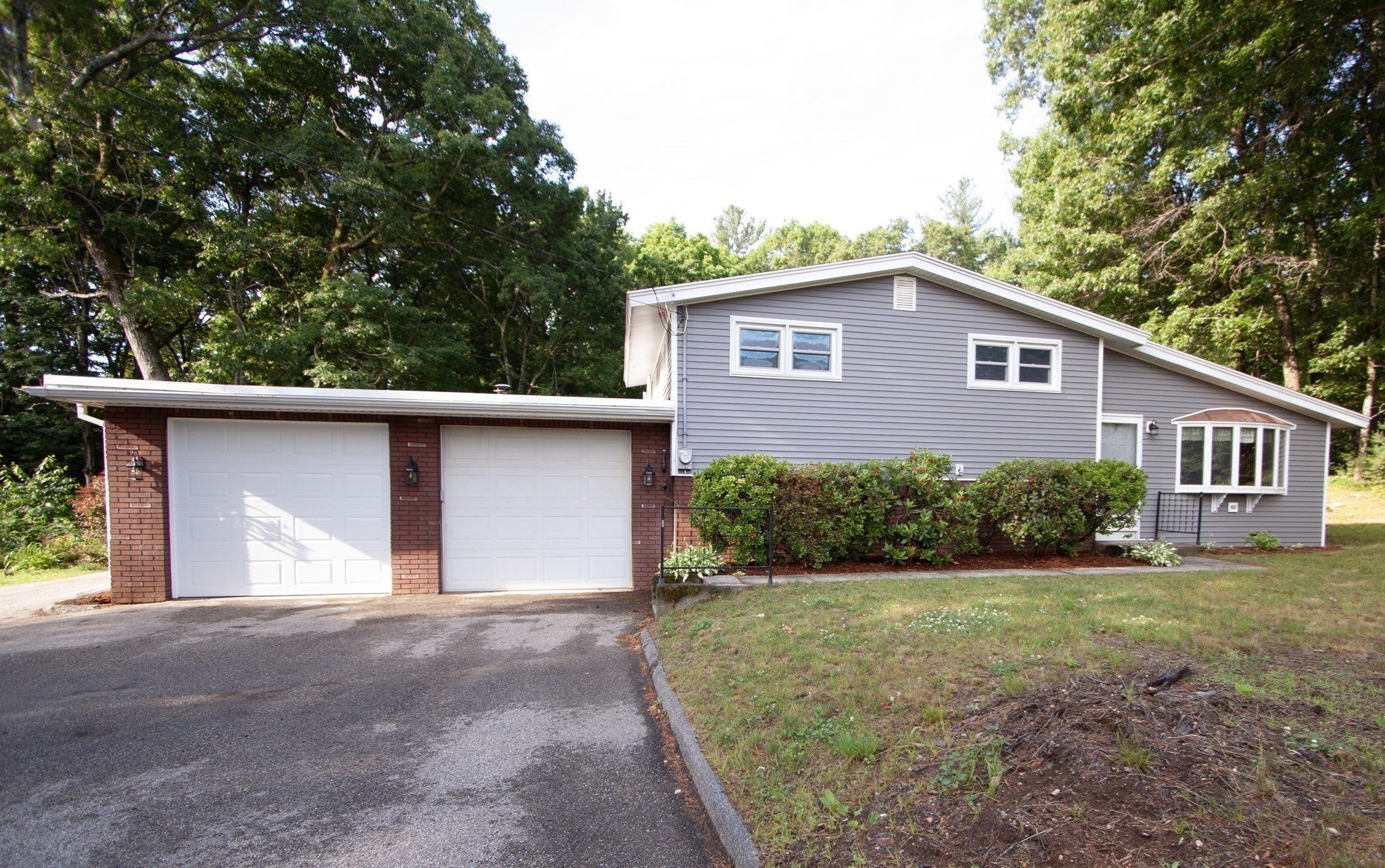 21 Siani Rd, Leicester, MA 01542 - Image 1