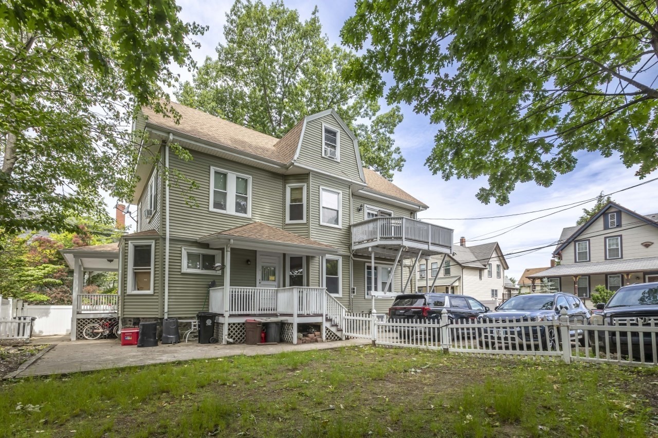 36 Hancock Stret, Malden, MA 02148