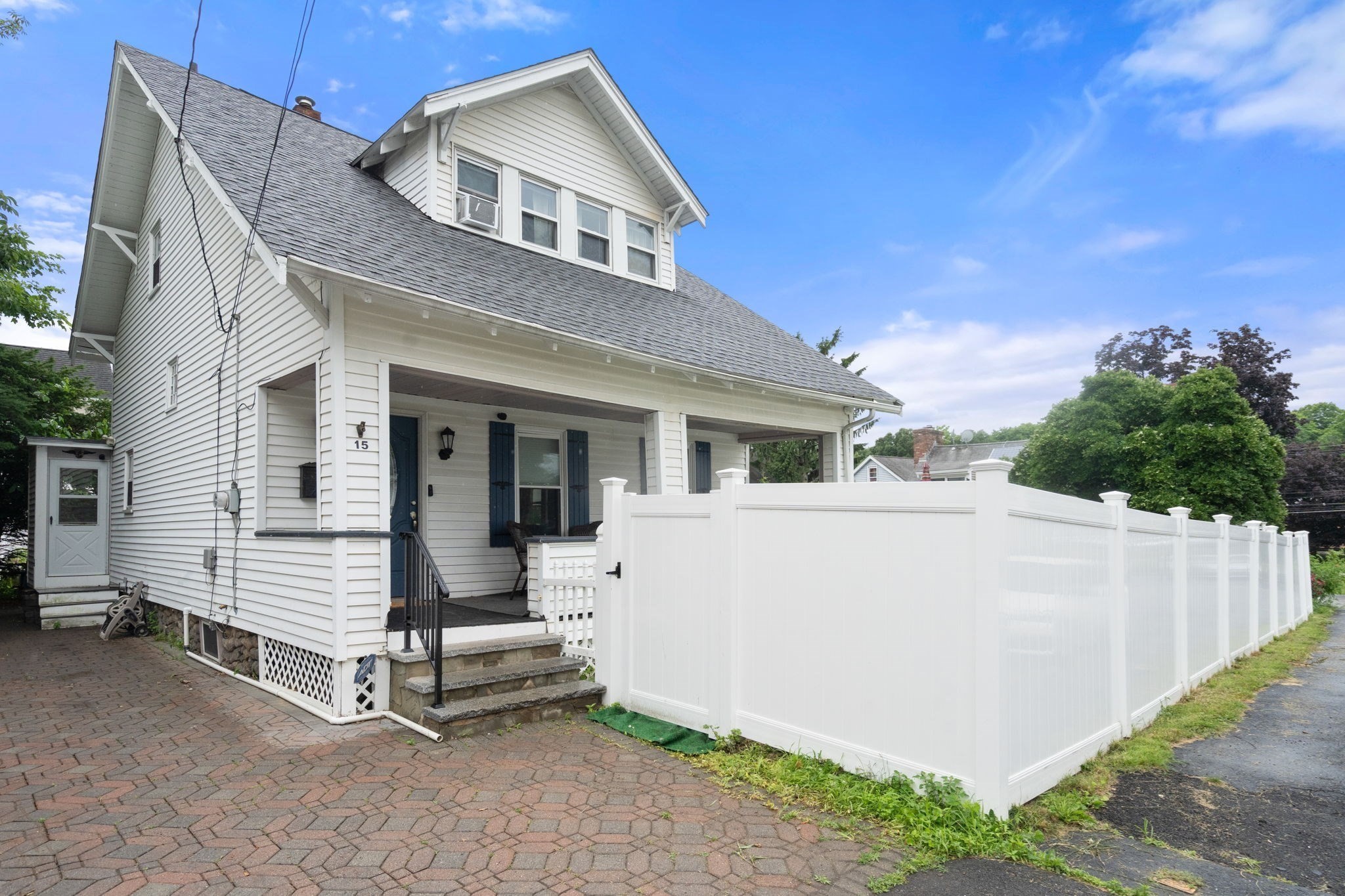 15 Greenwood St, Marlborough, MA 01752