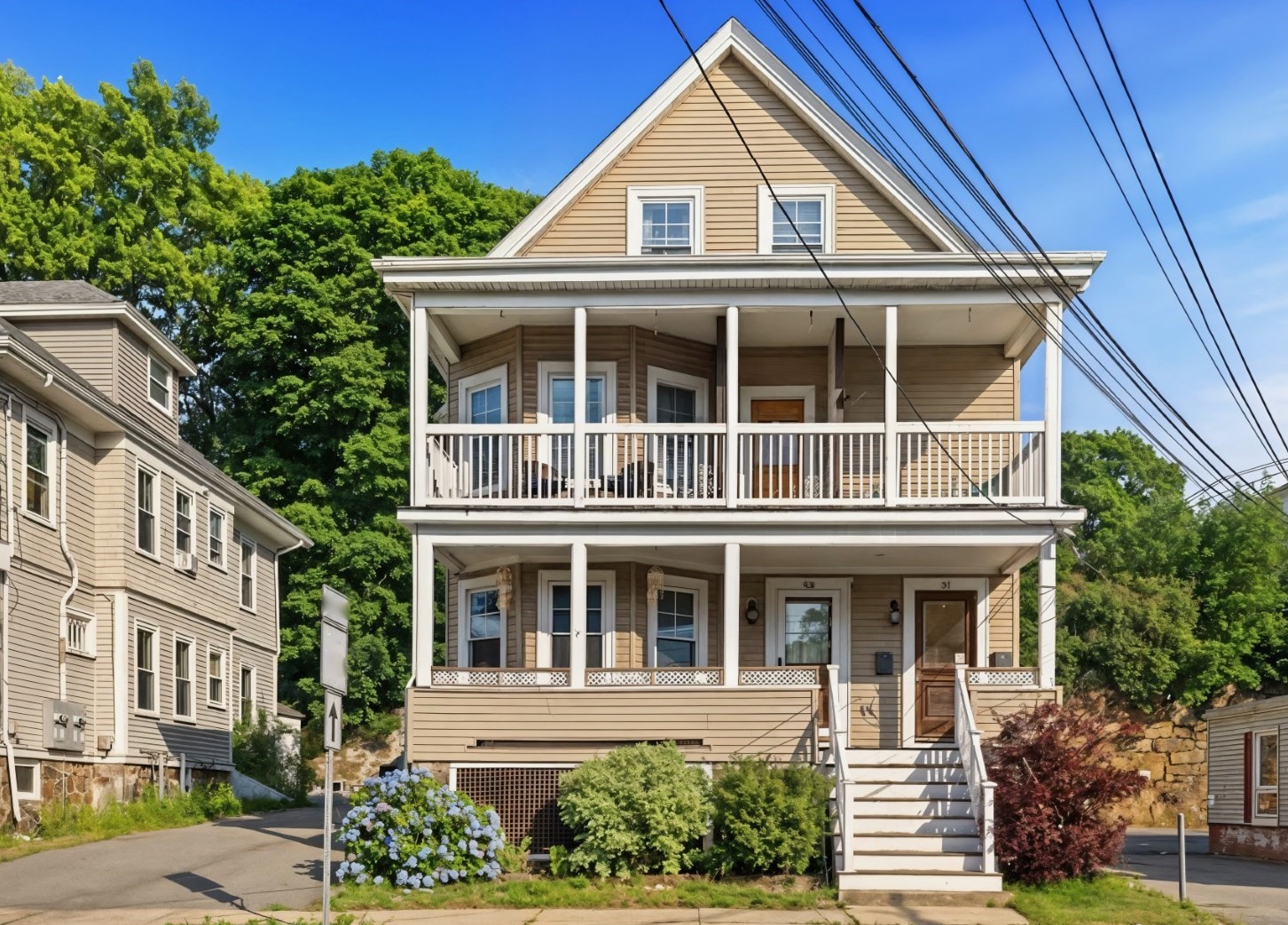 51 New Ocean St Unit 3, Swampscott, MA 01907