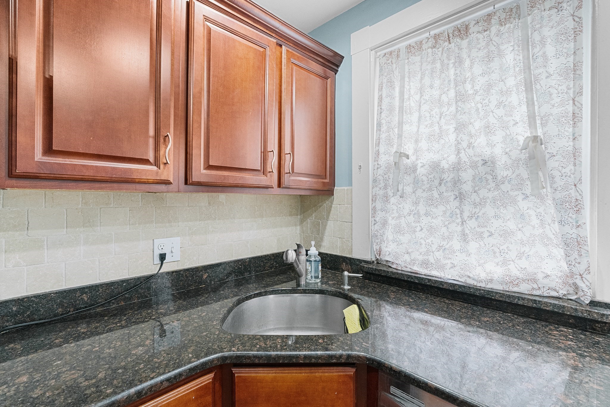 48 Eddy St Unit 48, Newton, MA 02465 - Image 7