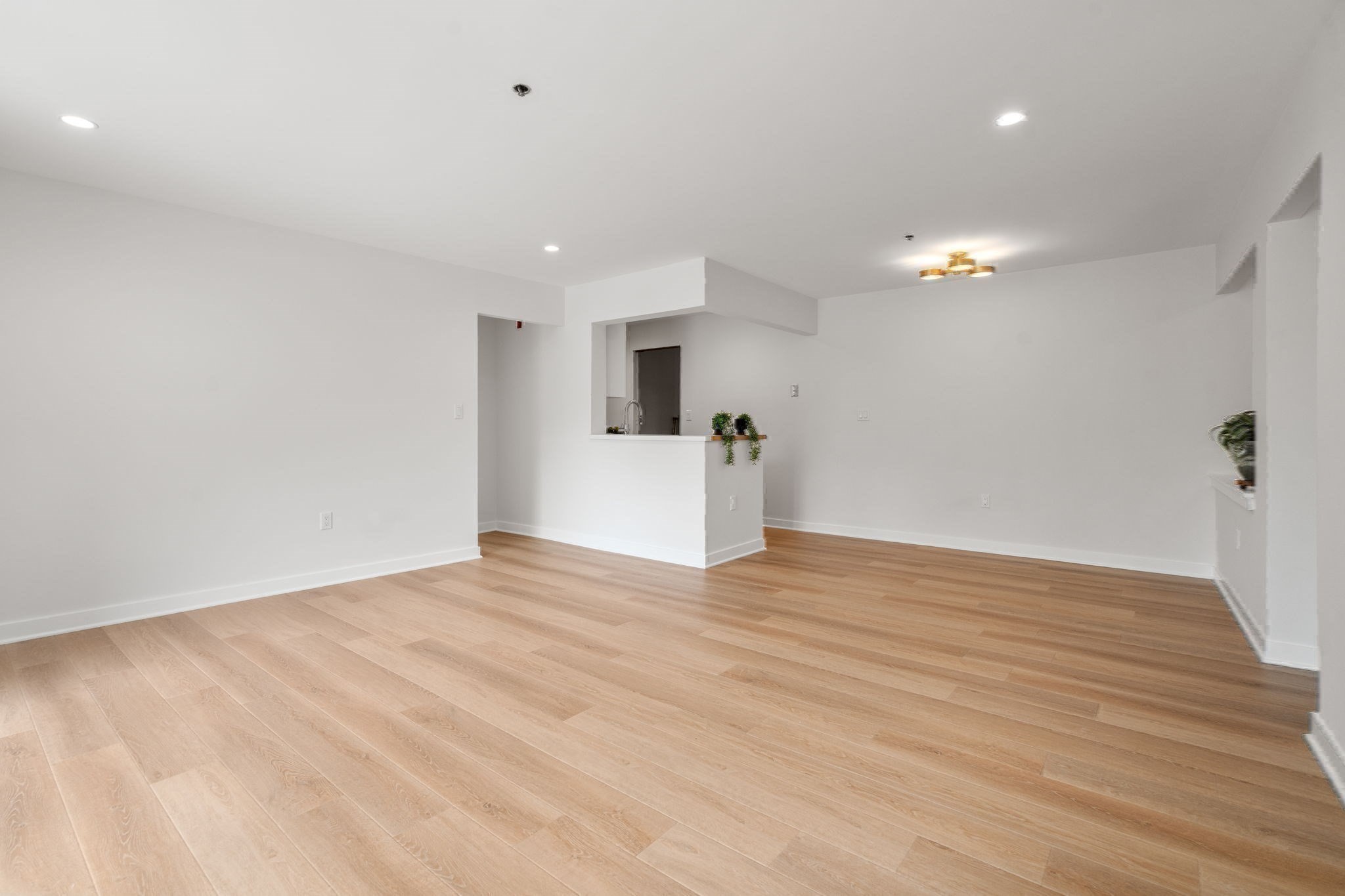 273 Cambridge Road Unit 205, Woburn, MA 01801 - Image 12