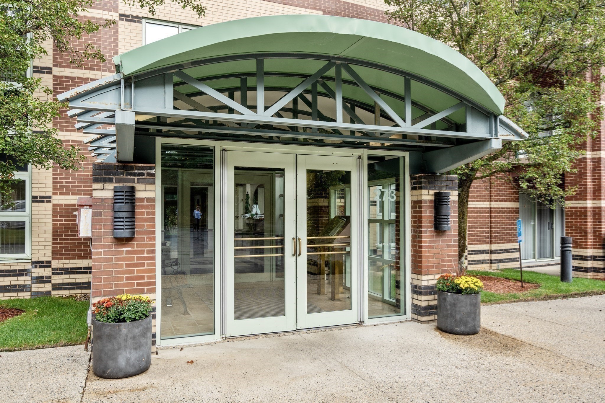 273 Cambridge Road Unit 205, Woburn, MA 01801 - Image 25