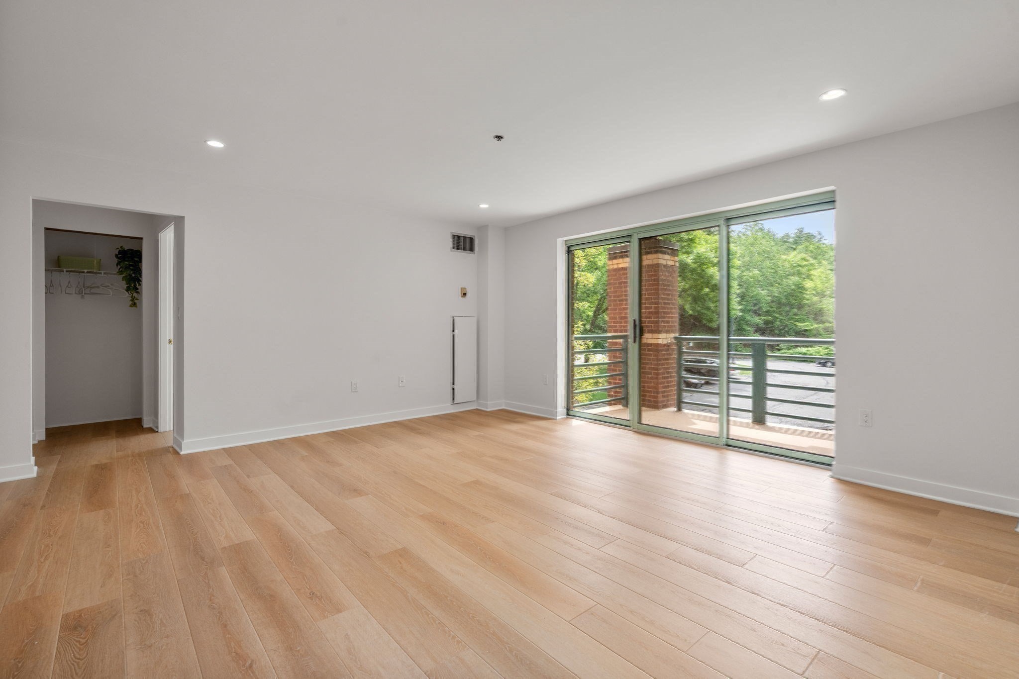 273 Cambridge Road Unit 205, Woburn, MA 01801 - Image 10