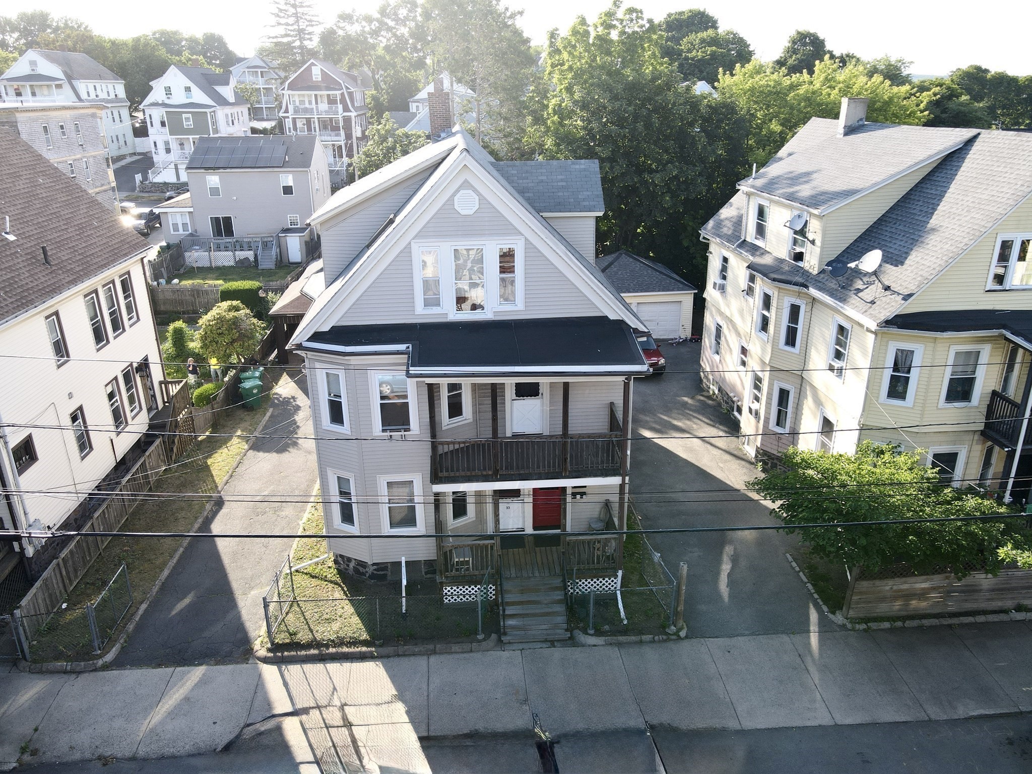 31 Hollingsworth St, Lynn, MA 01902