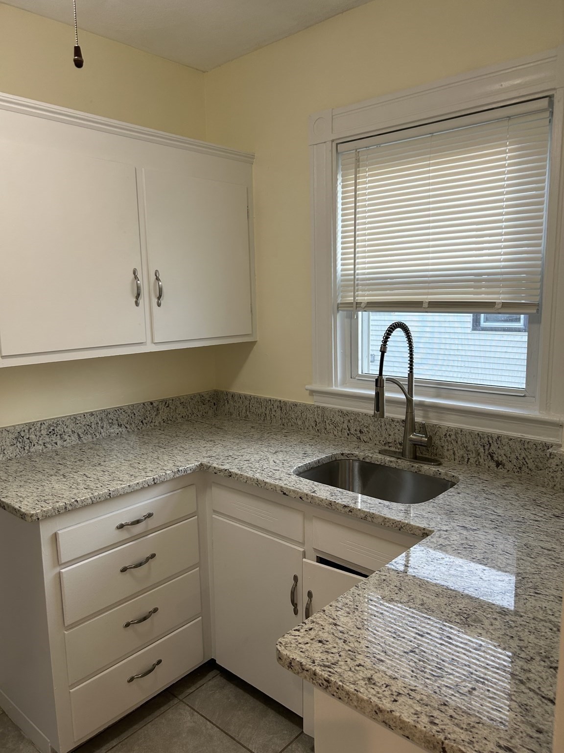 31 Hollingsworth St, Lynn, MA 01902 - Image 25