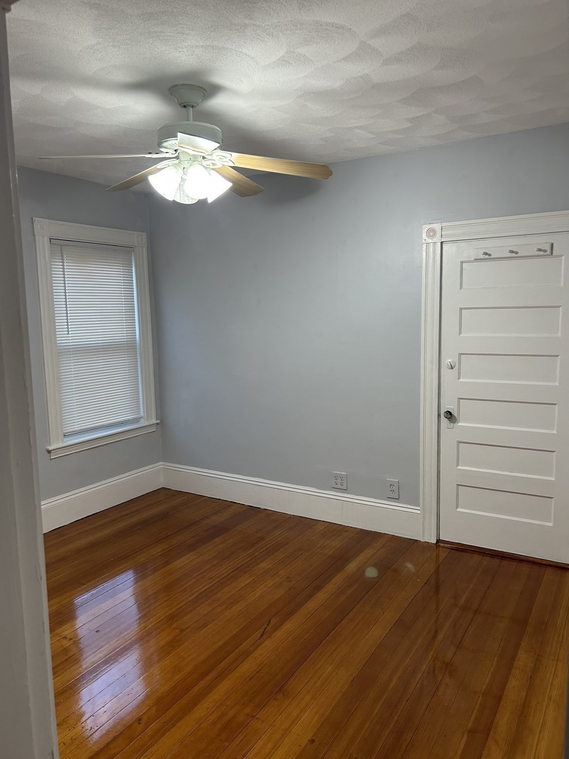 31 Hollingsworth St, Lynn, MA 01902 - Image 31