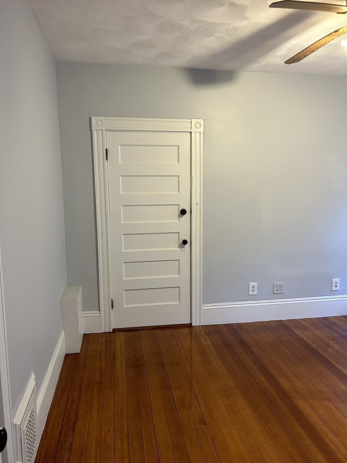 31 Hollingsworth St, Lynn, MA 01902 - Image 33