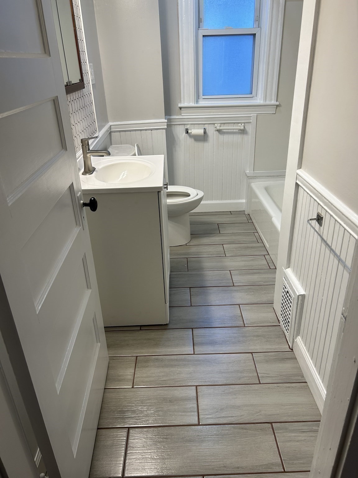 31 Hollingsworth St, Lynn, MA 01902 - Image 34