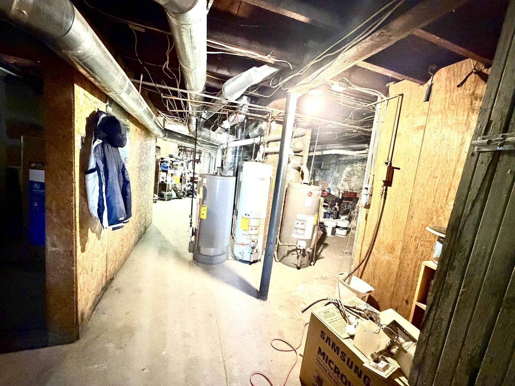 31 Hollingsworth St, Lynn, MA 01902 - Image 40