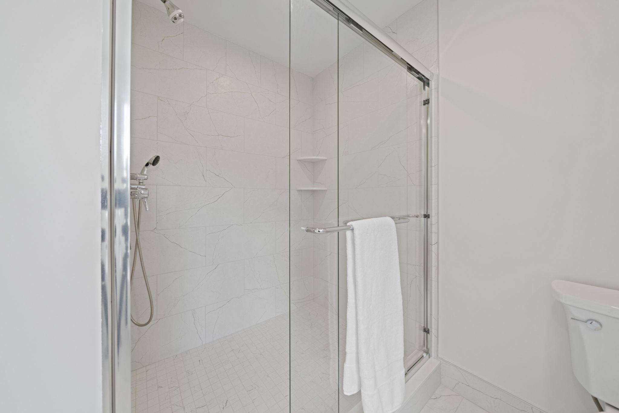 712 Washington, Brighton, Boston, MA 02135 - Image 21