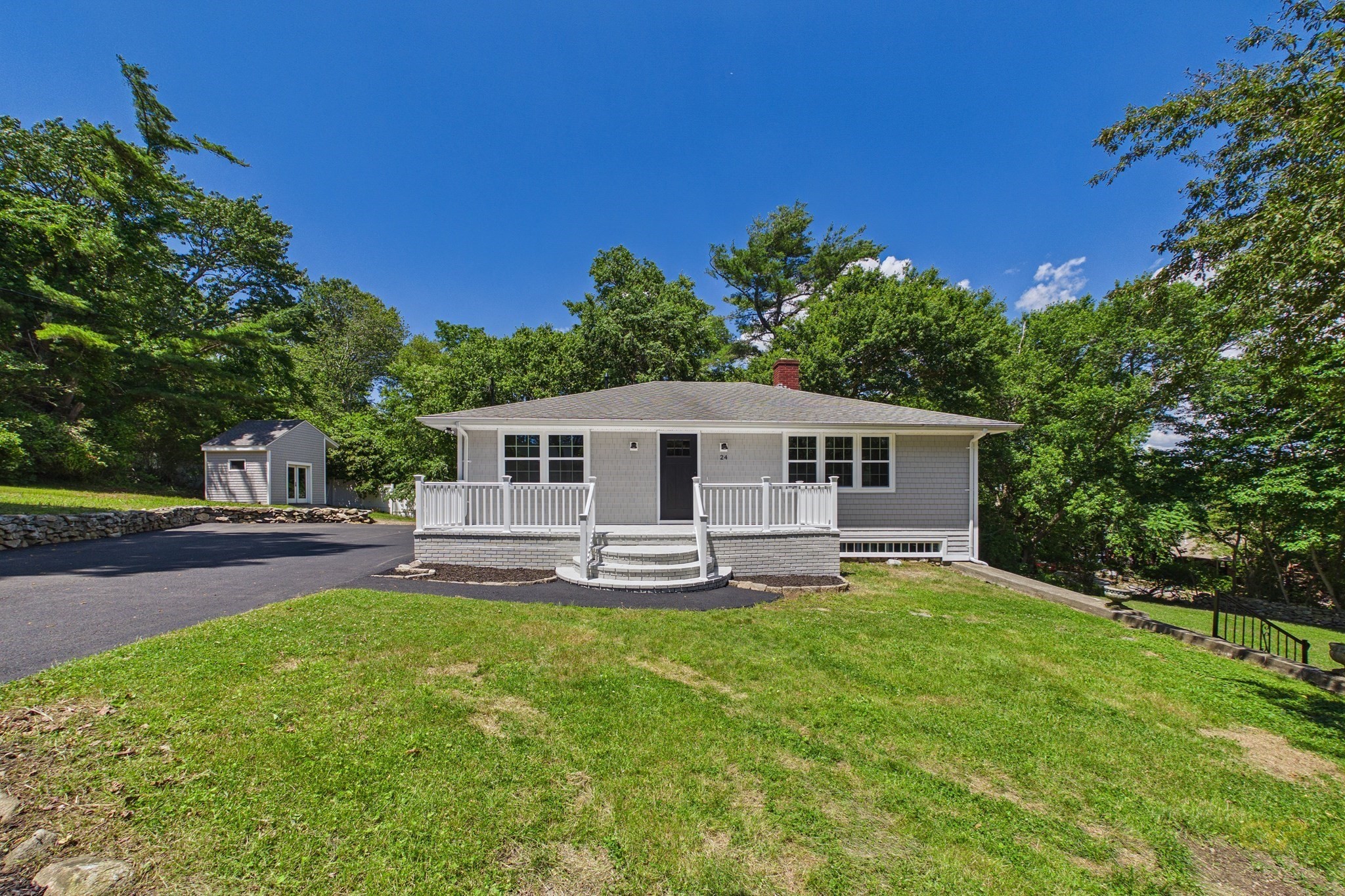 24 David Road, Westport, MA 02790