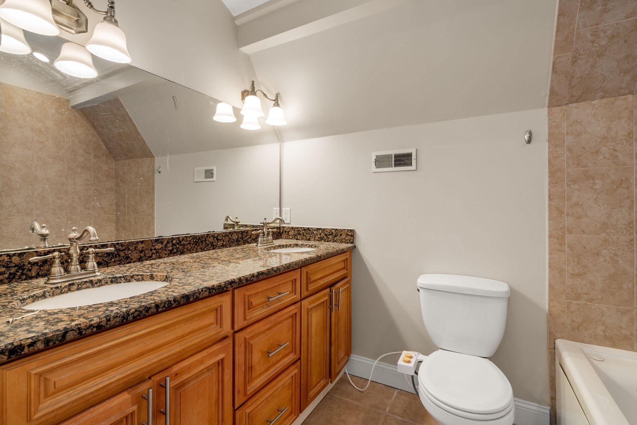11 Priscilla Rd Unit 3, Brighton, Boston, MA 02135 - Image 15