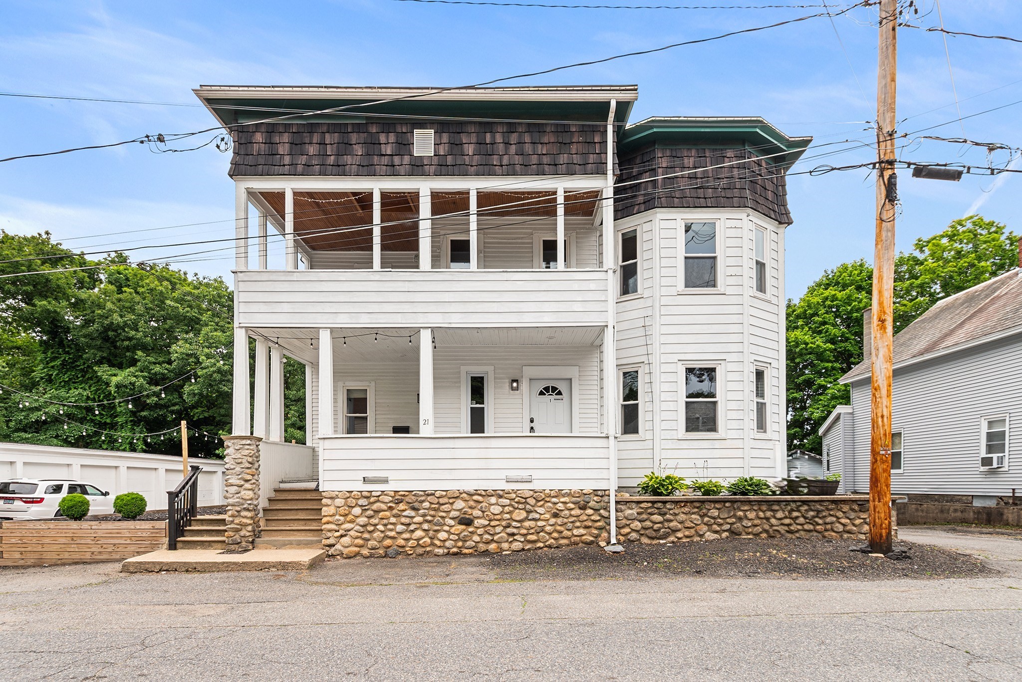 21 Oakland St, Fitchburg, MA 01420