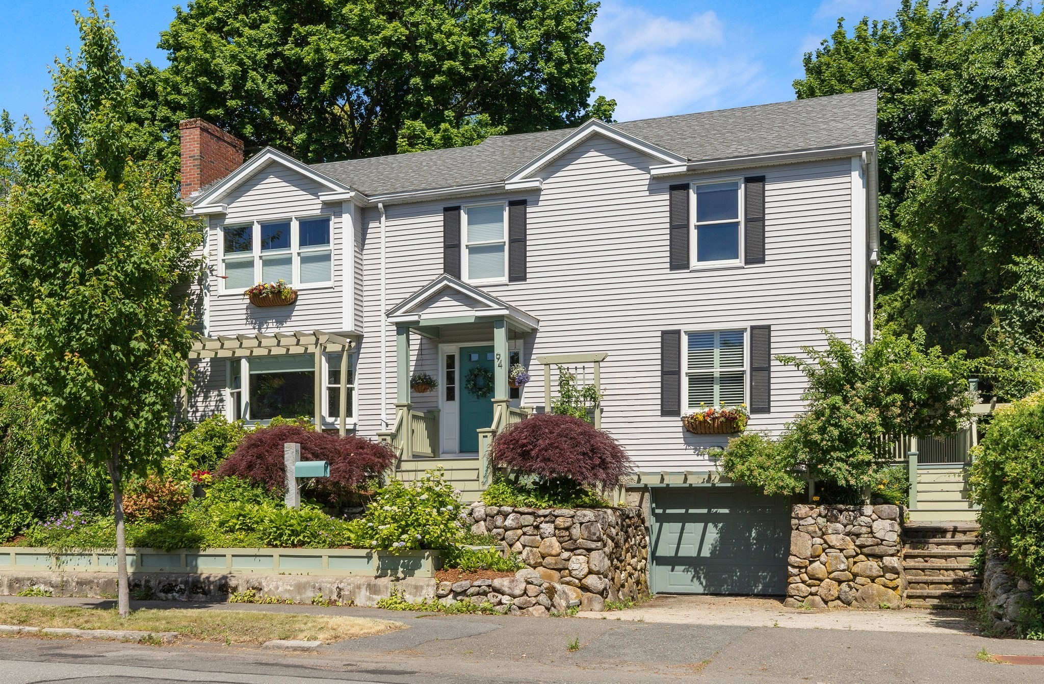 94 Lovett St, Beverly, MA 01915