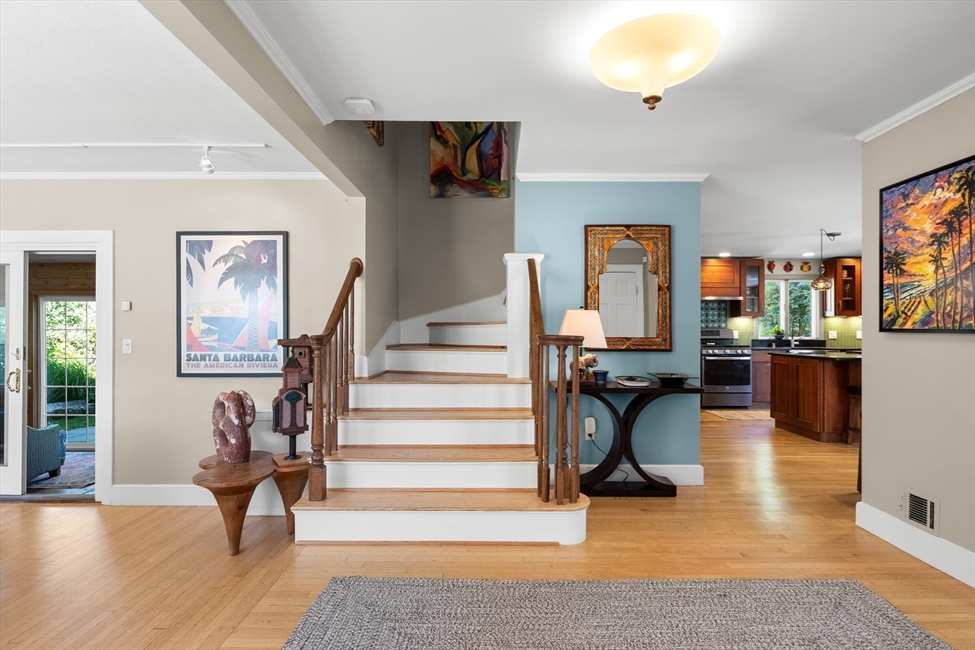 94 Lovett St, Beverly, MA Image 3