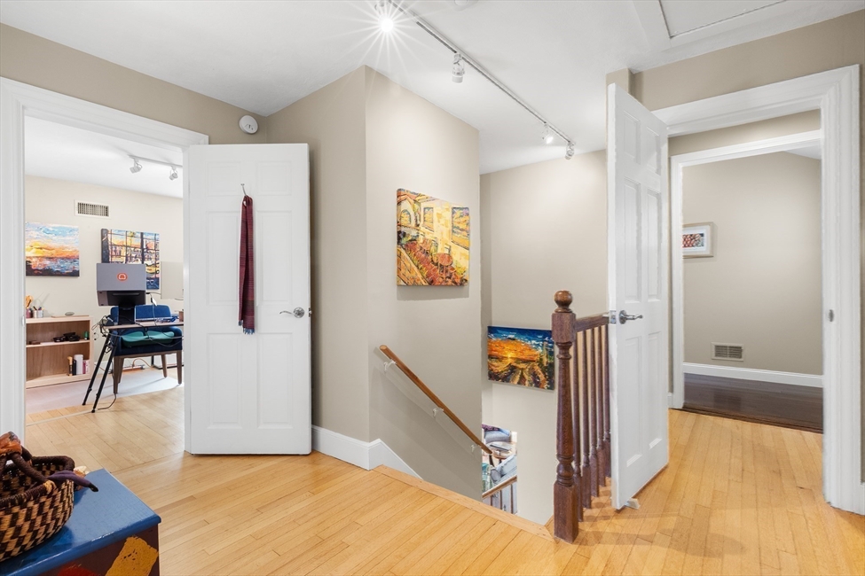 94 Lovett St, Beverly, MA Image 24