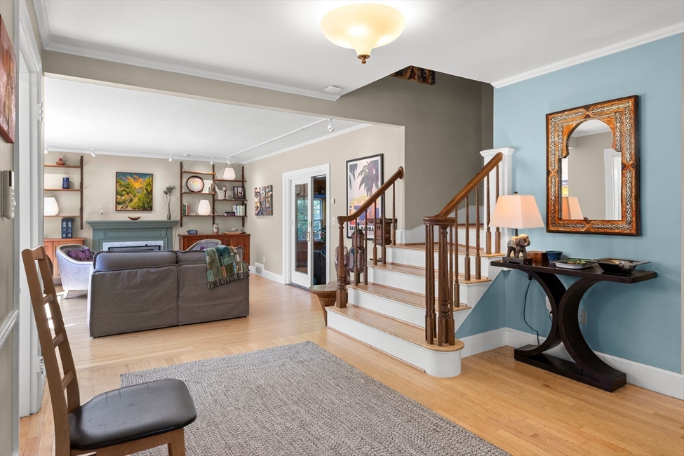 94 Lovett St, Beverly, MA Image 4