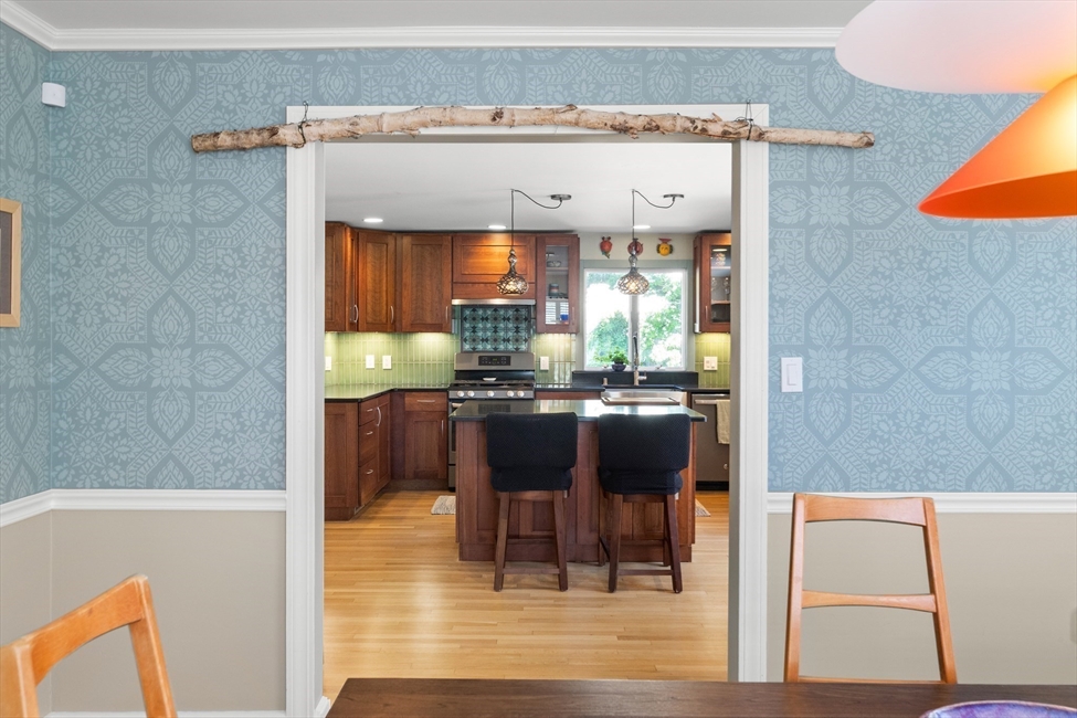 94 Lovett St, Beverly, MA Image 10