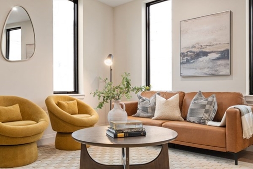 100 Lincoln Street, Apt 202