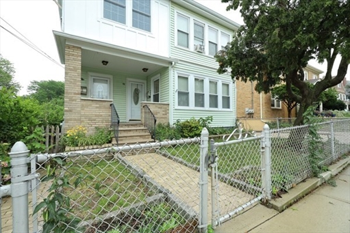 98 Woodside, Apt 2