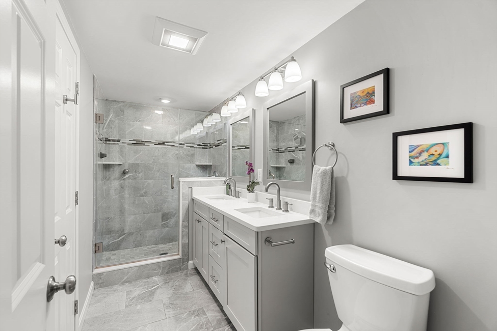 212 Common Ln, Beverly, MA Image 12