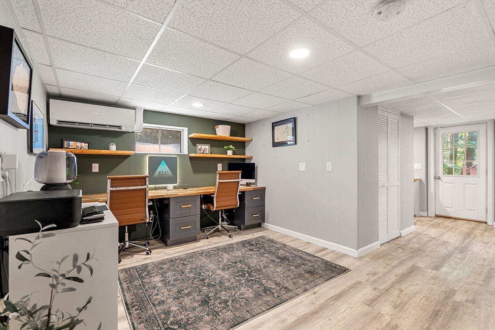 212 Common Ln, Beverly, MA Image 17