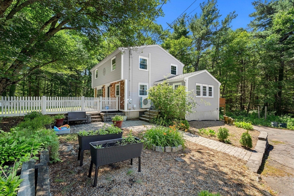 212 Common Ln, Beverly, MA Image 20