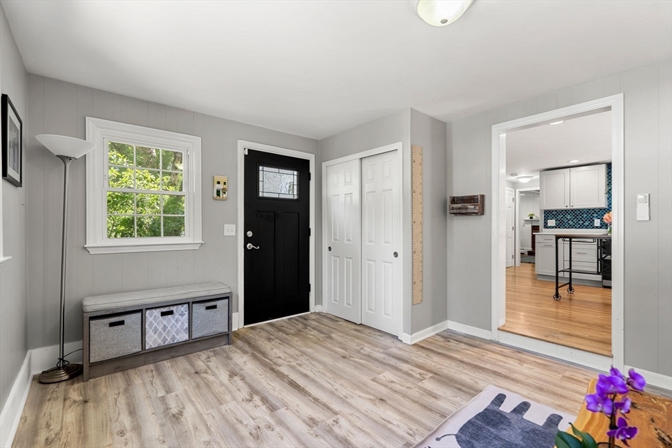 212 Common Ln, Beverly, MA Image 9