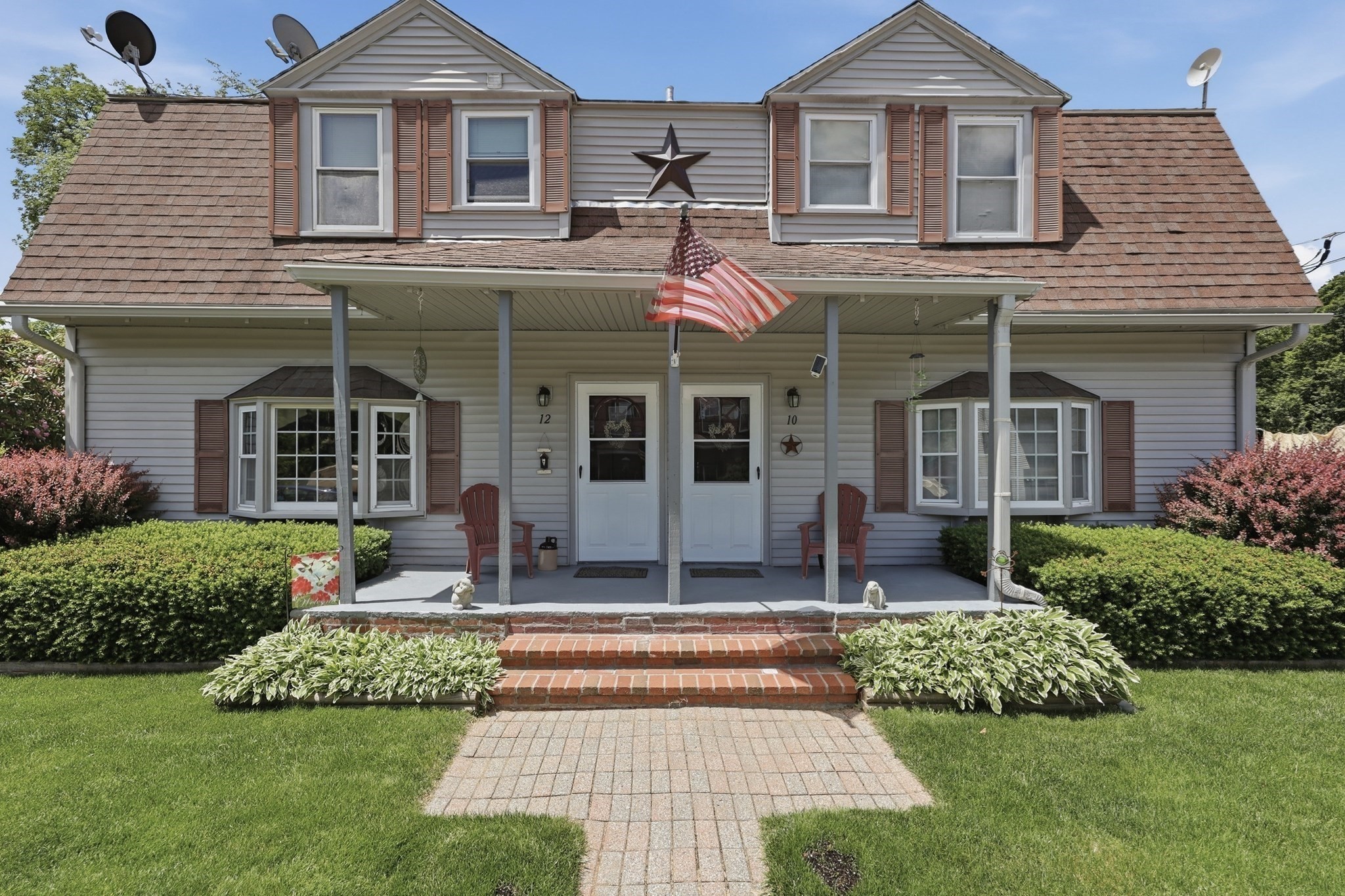 10 Pleasant Street, Royalston, MA 01368