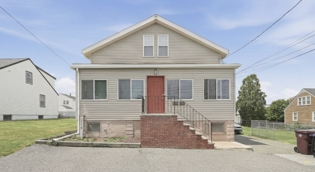 116 Derby Rd, Revere, MA 02151