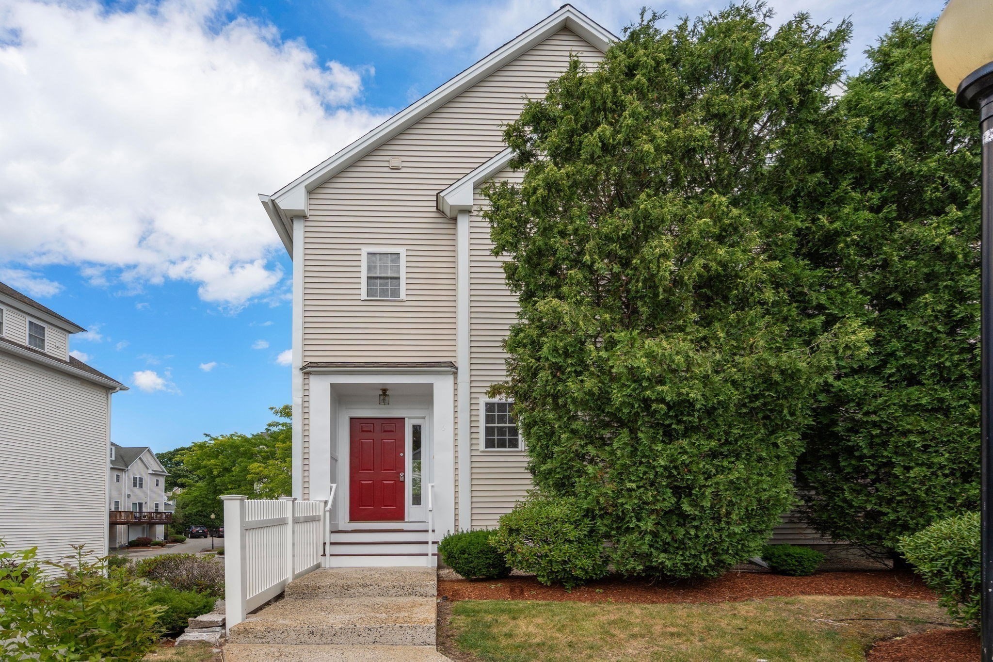 555 Main St Unit 6, Woburn, MA 01801