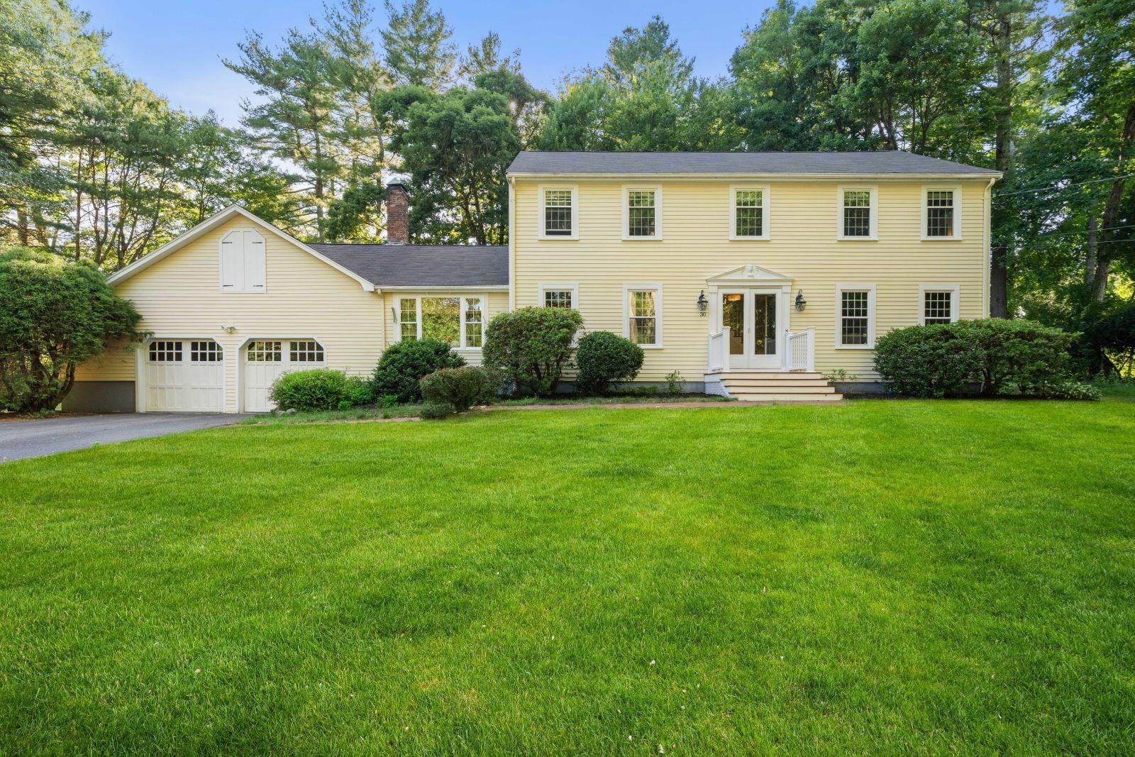 30 Stanhope Dr, Norfolk, MA 02056