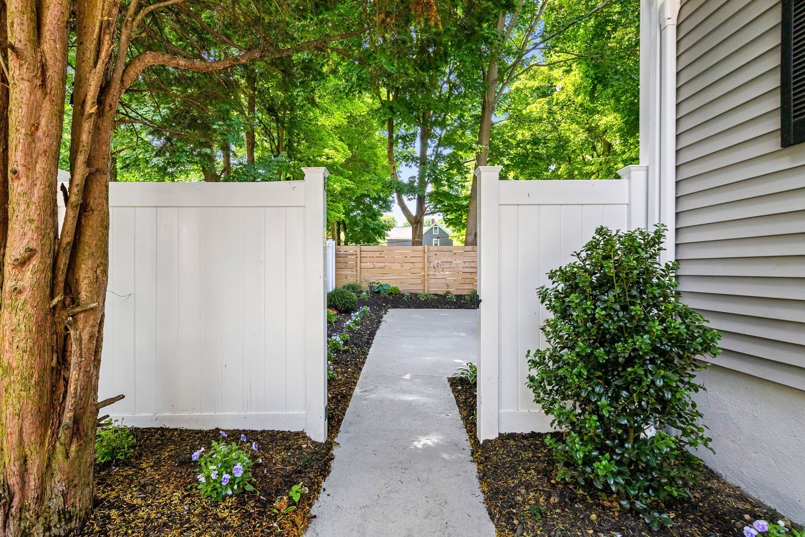 22 Park St, Wakefield, MA 01880 - Image 3