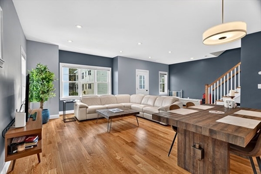 36 Edgar Ave, Apt 2