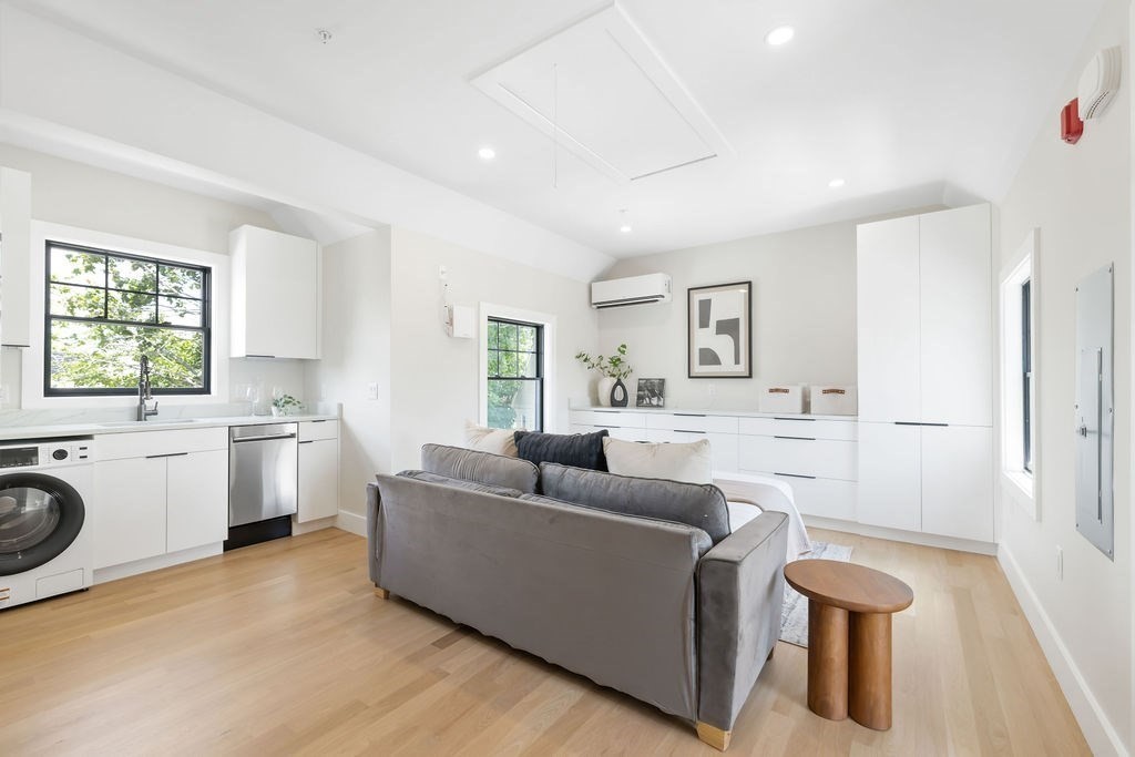 43 Crafts Street, Newton, MA 02458 - Image 20