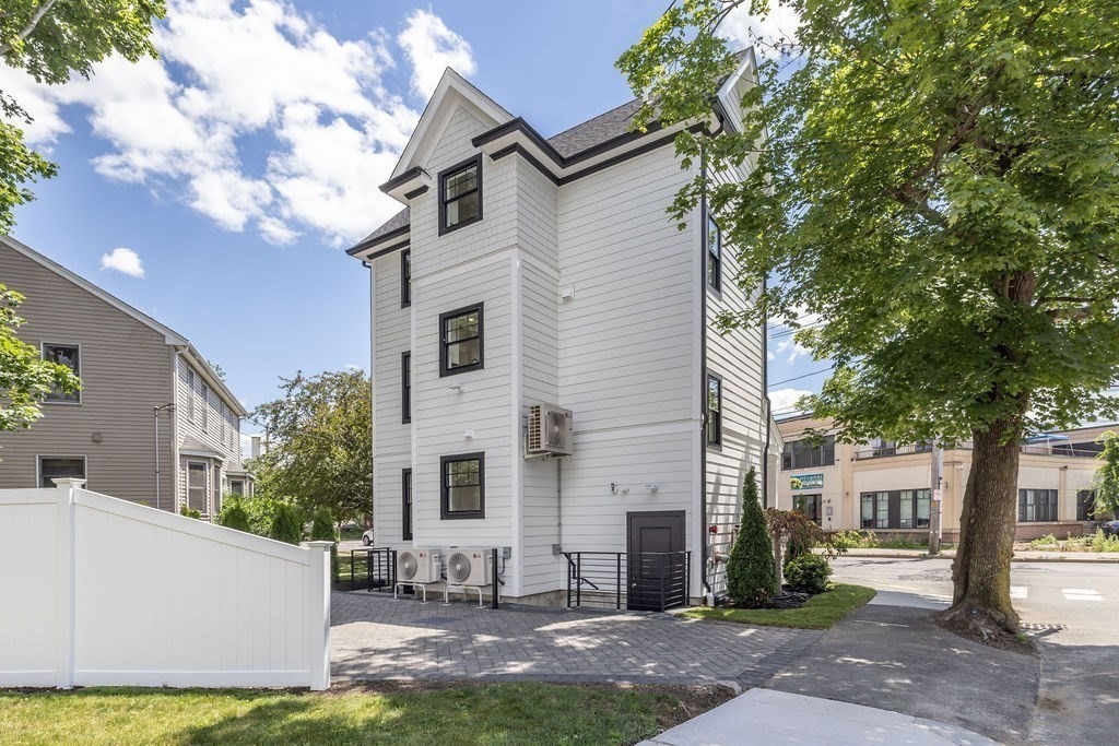 43 Crafts Street, Newton, MA 02458 - Image 27