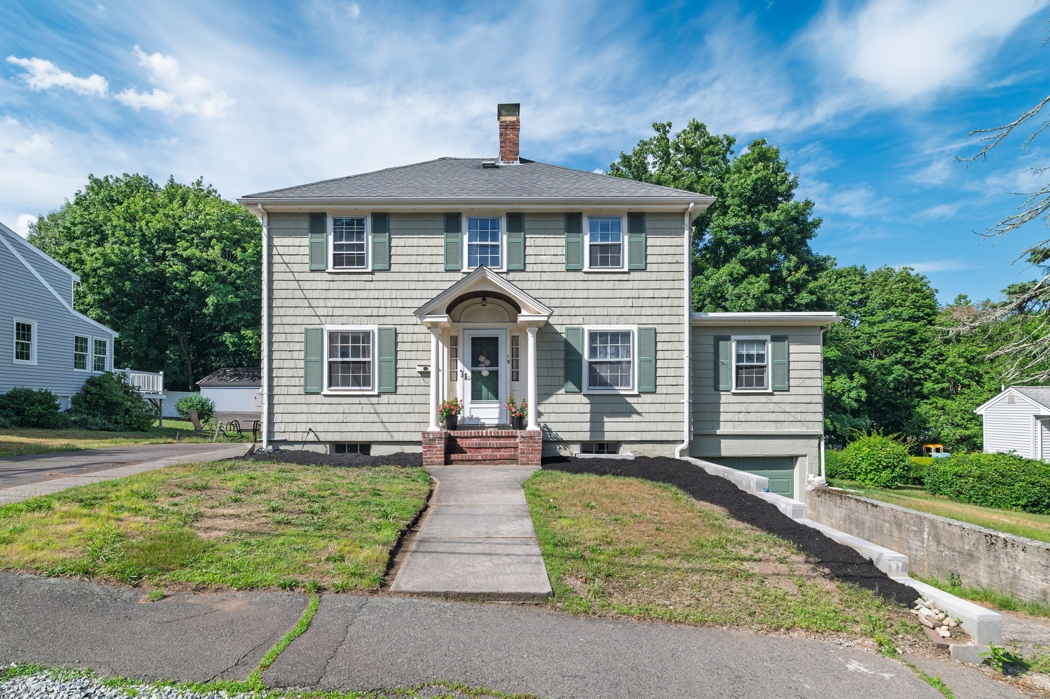 19 Riley Ave, Weymouth, MA 02189