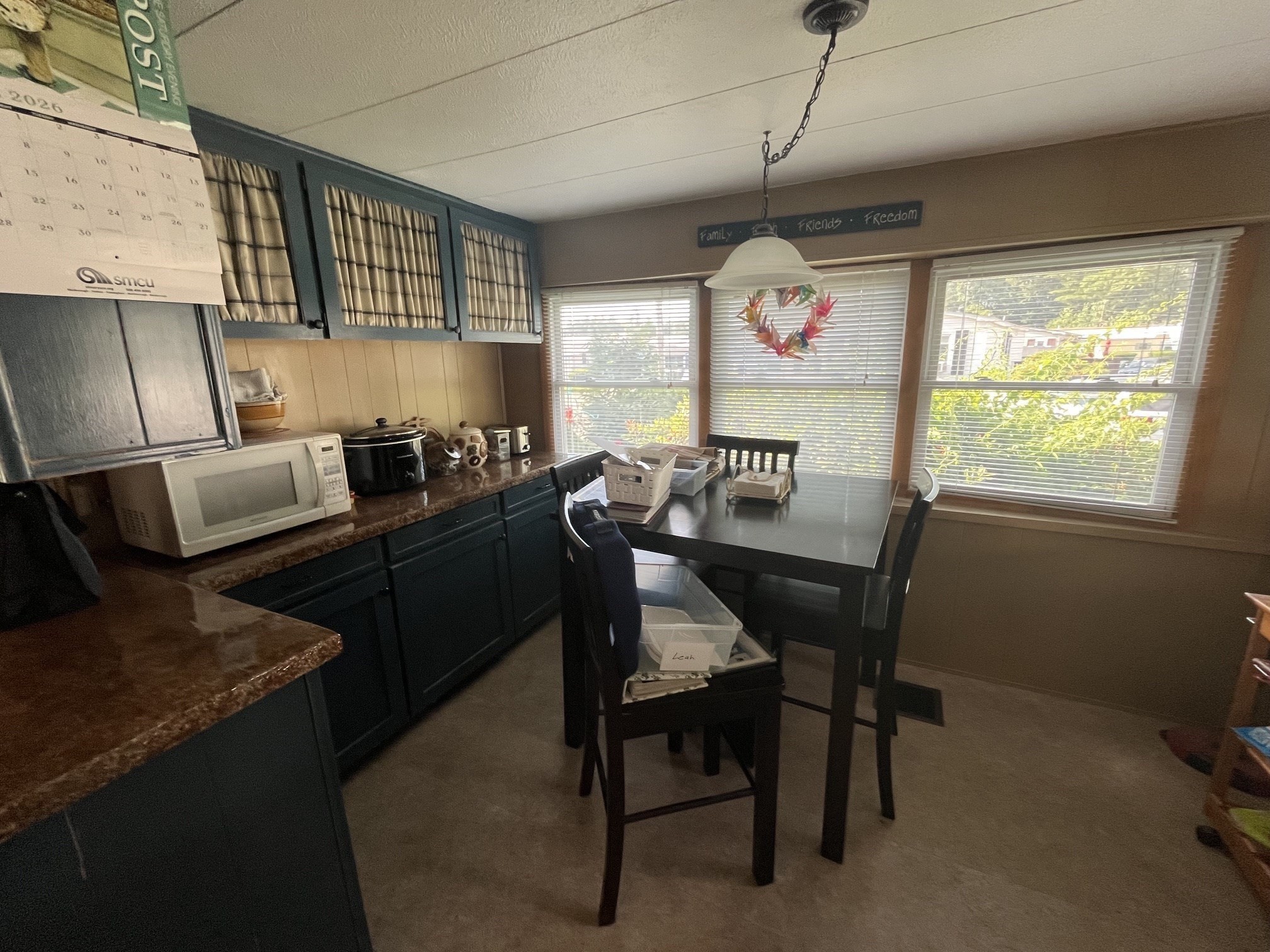 8 Thunderbird Dr, Marlborough, MA 01752 - Image 2