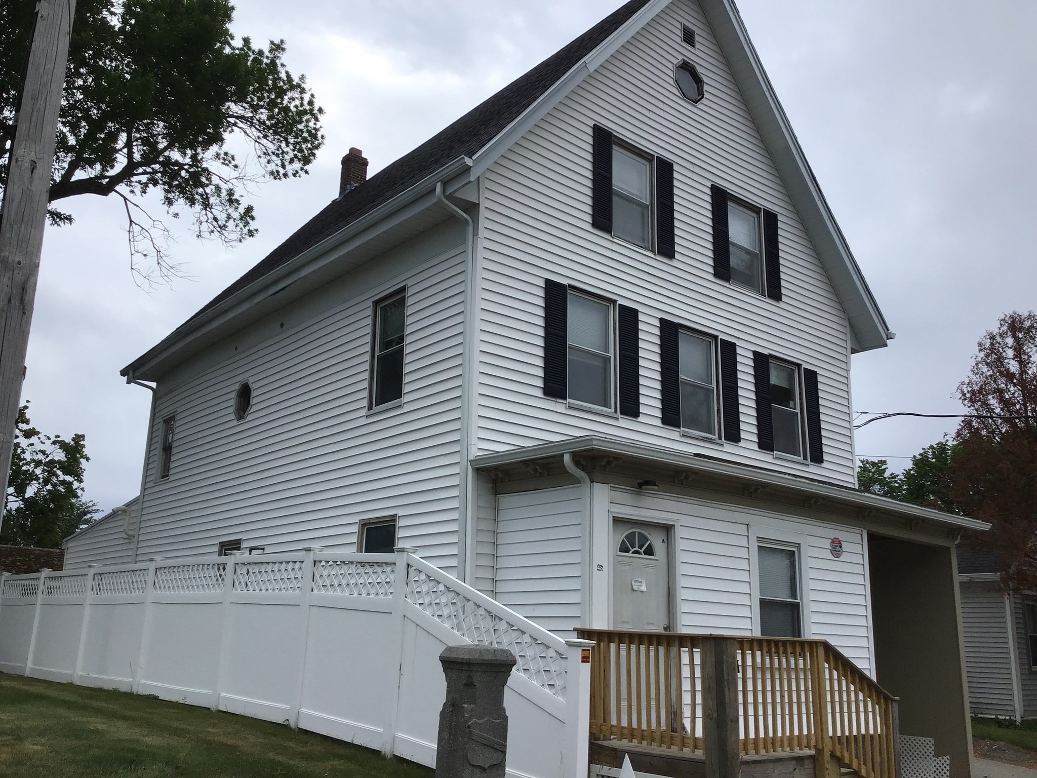 48 Sea St, Weymouth, MA 02191