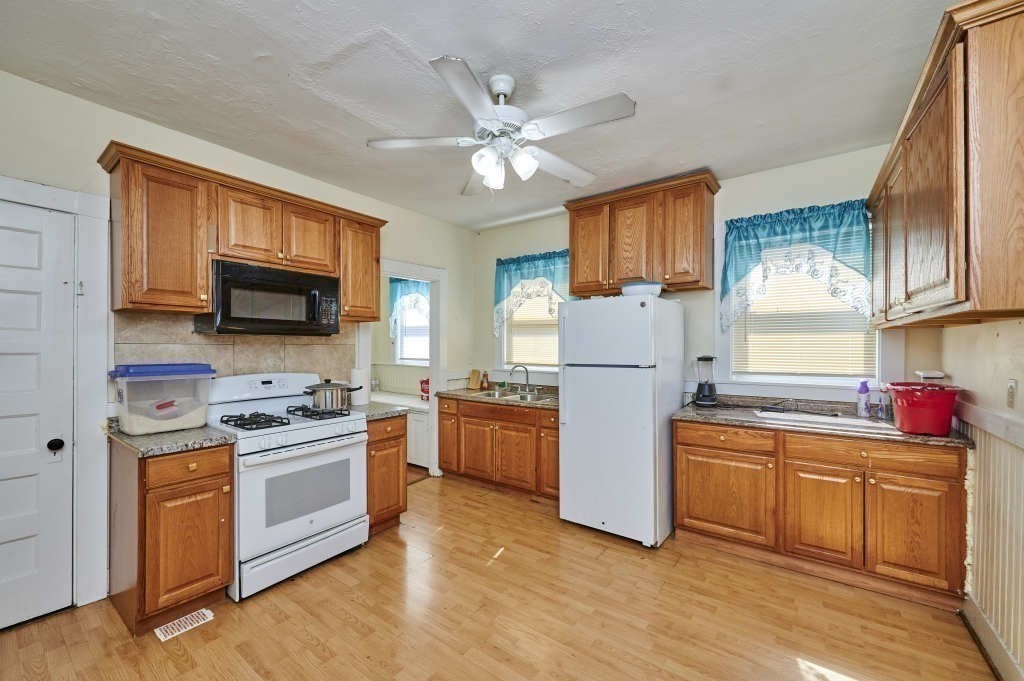 44 Park St., Lynn, MA 01905 - Image 15