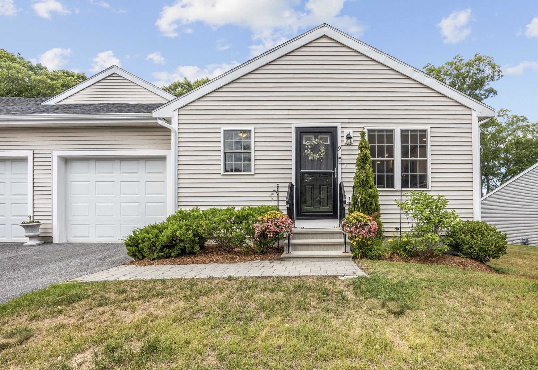 9 Blissful Meadow Dr Unit 9, Plymouth, MA 02360