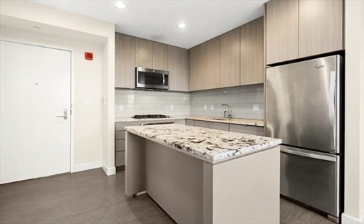 80-82 Fenwood Rd, Apt 1007