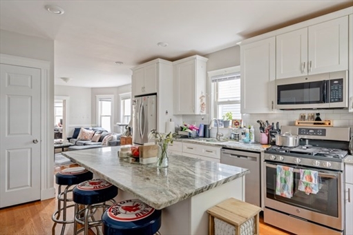 124 Pearson Rd, Apt 1