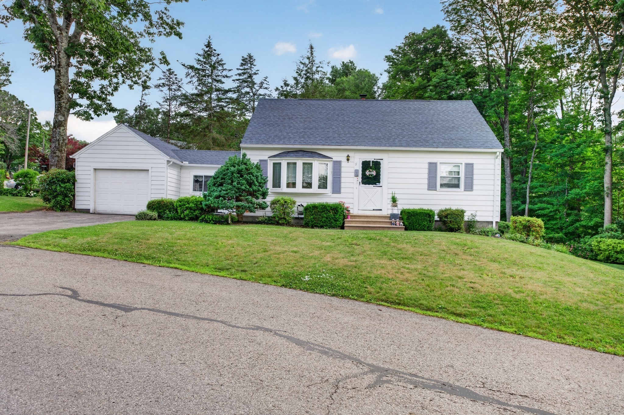 11 King Street Ext, Leicester, MA 01524 - Image 2