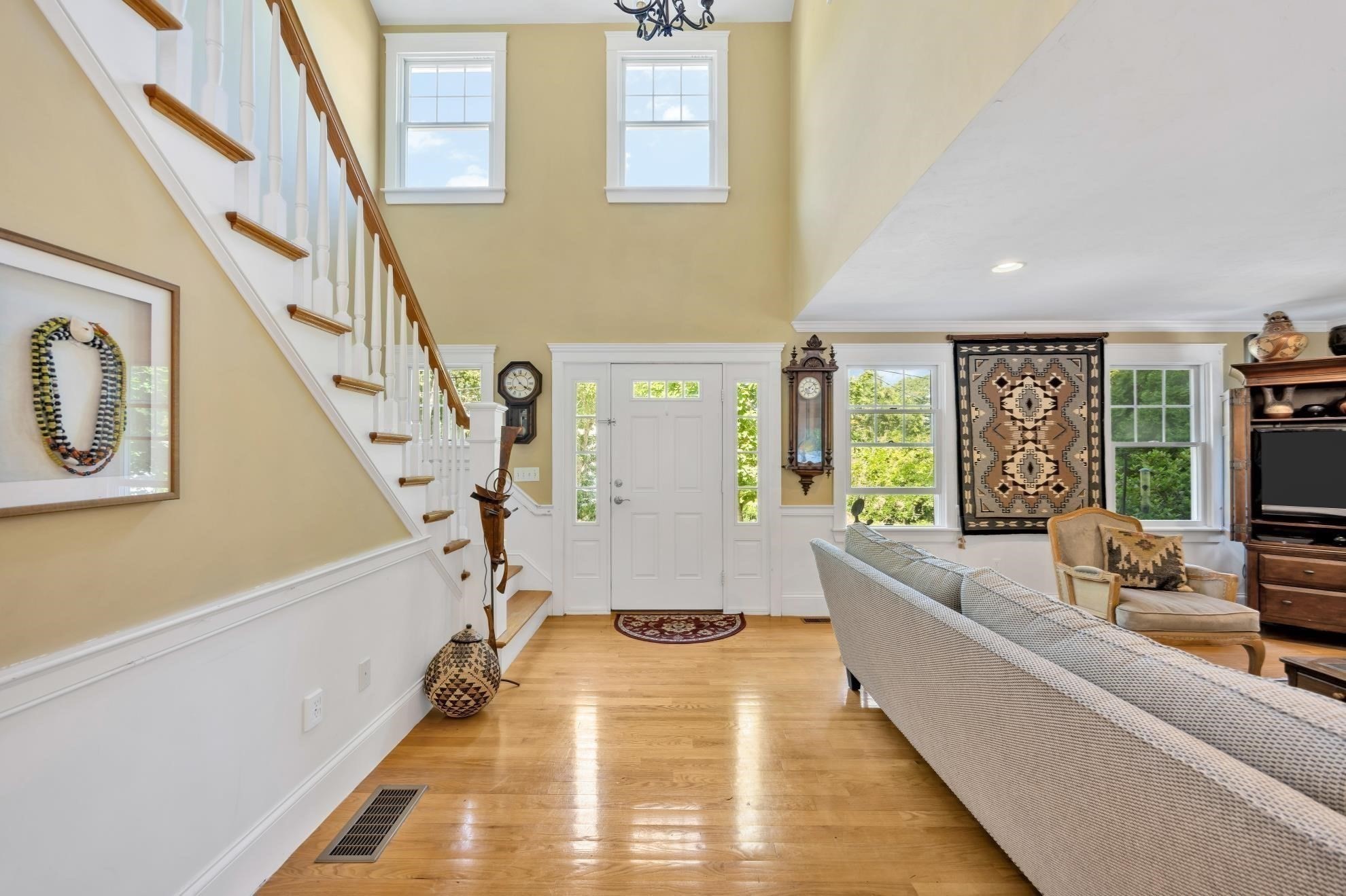 146 James Cir, Mashpee, MA 02649