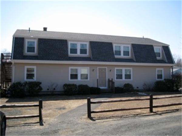 10 Gary Place, Agawam, MA 01030