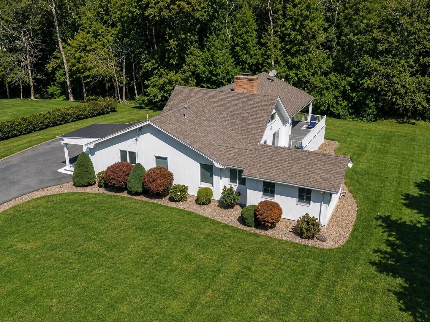 6 Strathmore Rd, Dartmouth, MA 02747
