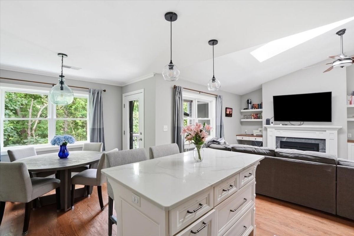 1905 Hockley Dr Unit 1905, Hingham, MA 02043
