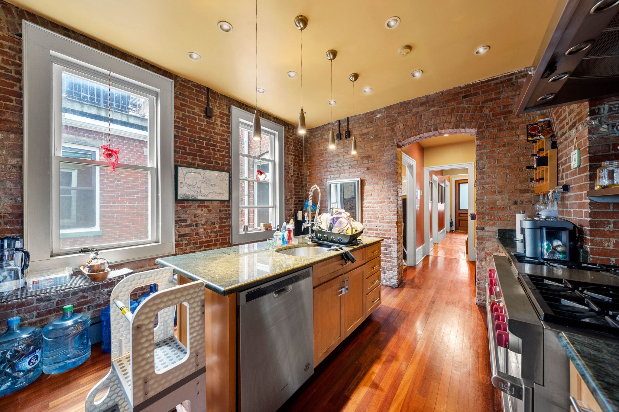 16 Perrin St, Roxbury, Boston, MA 02119 - Image 12
